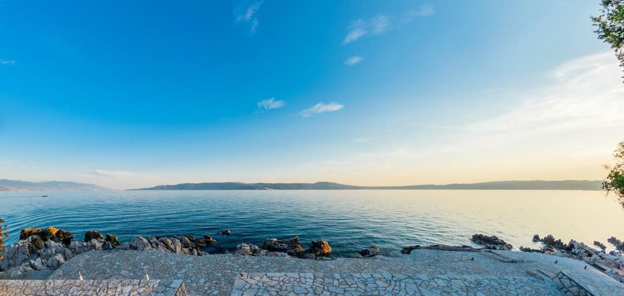 Rocky Beach Rooms Novi Vinodolski Exterior foto