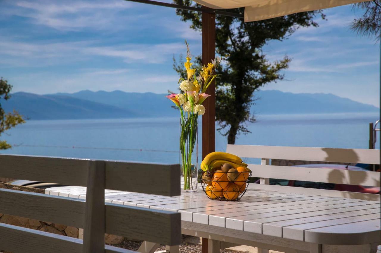 Rocky Beach Rooms Novi Vinodolski Exterior foto